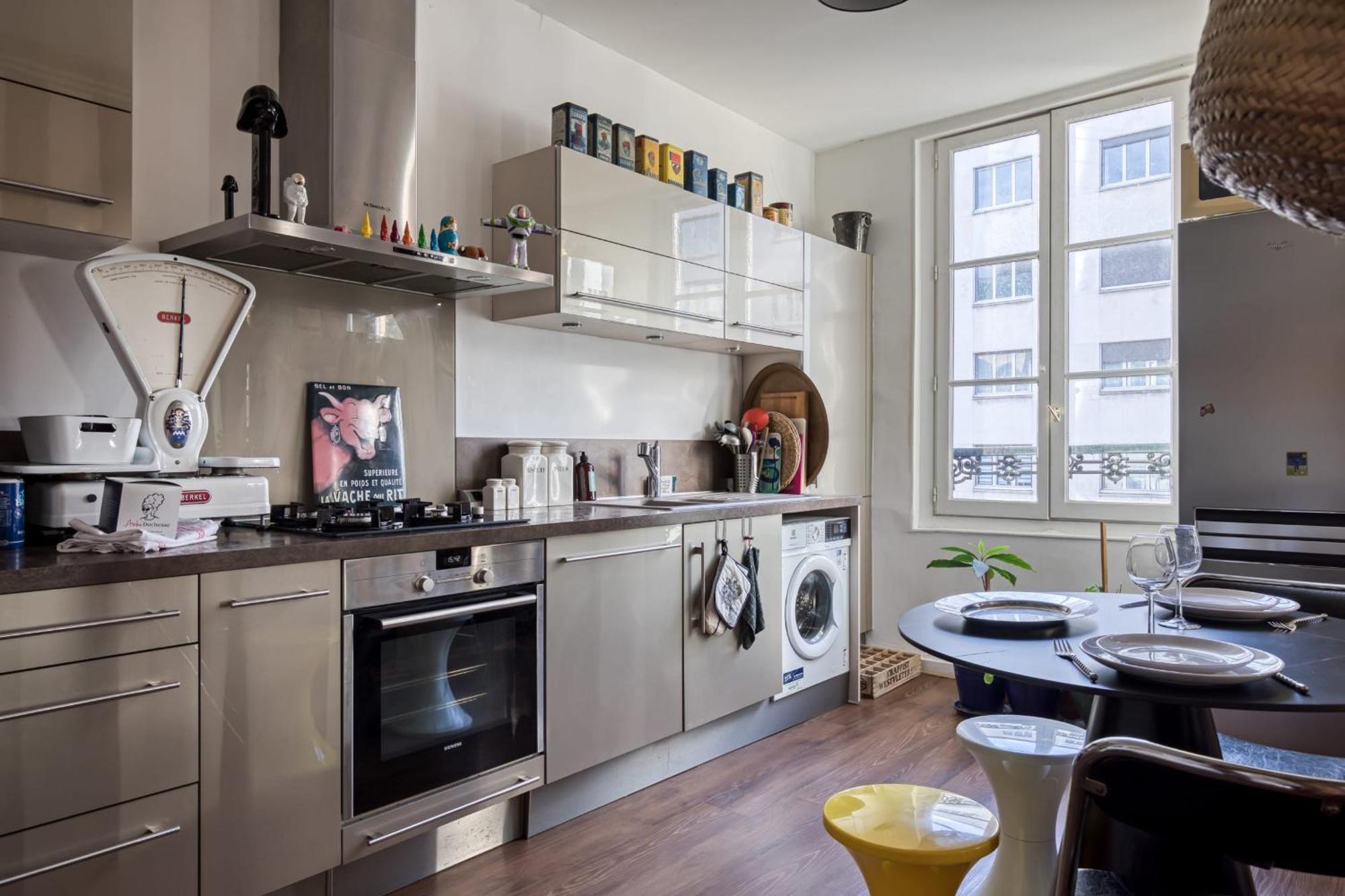 Gerard, Appartement Central Avec Parking Prive Ruan Exterior foto