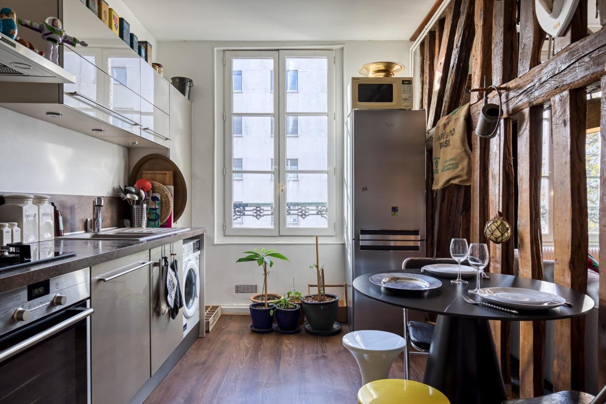 Gerard, Appartement Central Avec Parking Prive Ruan Exterior foto